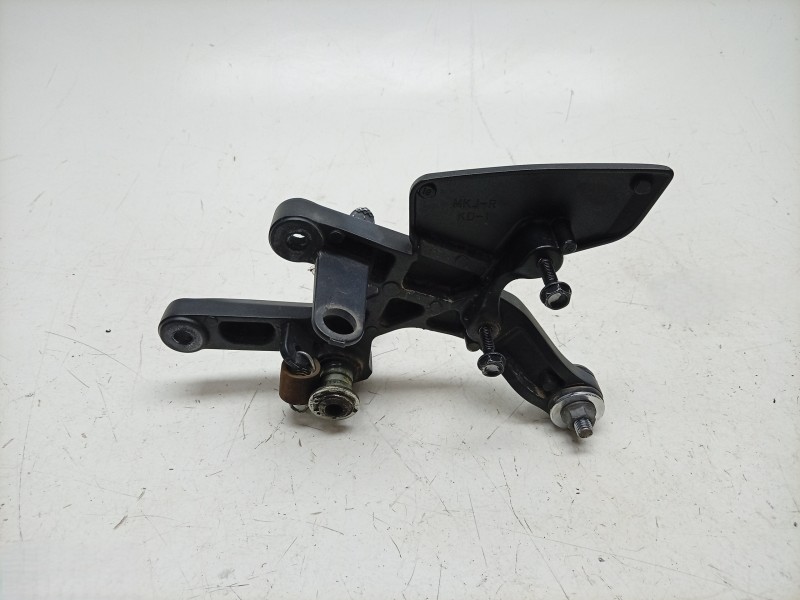Recambio de estribera derecha para honda cb1000 r cb 1000r referencia OEM IAM  50655MKJE60 