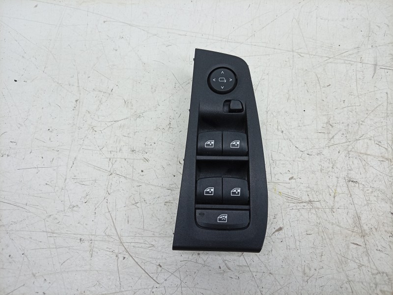 Recambio de mando elevalunas delantero izquierdo para bmw 1 (f40) 118 d referencia OEM IAM  795075101 