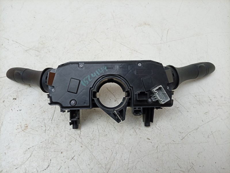 Recambio de mando multifuncion para nissan micra v (k14) 0.9 ig-t referencia OEM IAM 255605FB2A 255605FB2A 