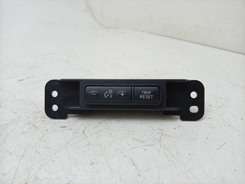 Recambio de interruptor para nissan micra v (k14) 0.9 ig-t referencia OEM IAM  252735FB0A 