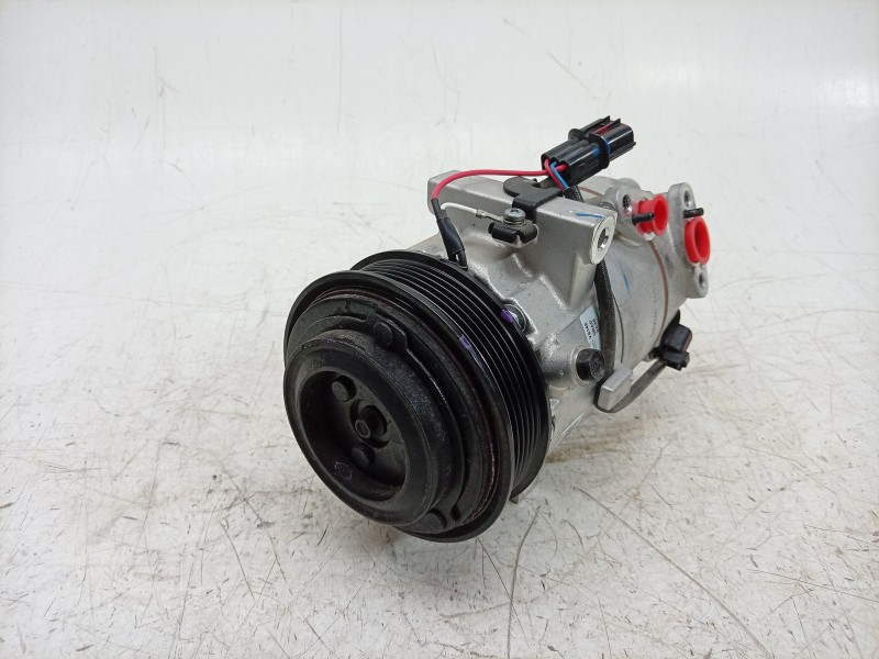 Recambio de compresor aire acondicionado para hyundai i30 (pde, pd, pden) 1.0 t-gdi referencia OEM IAM 97701J7000 97701G4600 320