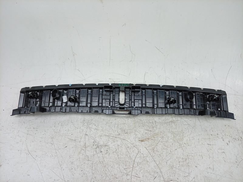 Recambio de moldura para bmw 3 touring m3 competition xdrive referencia OEM IAM  51497450692 