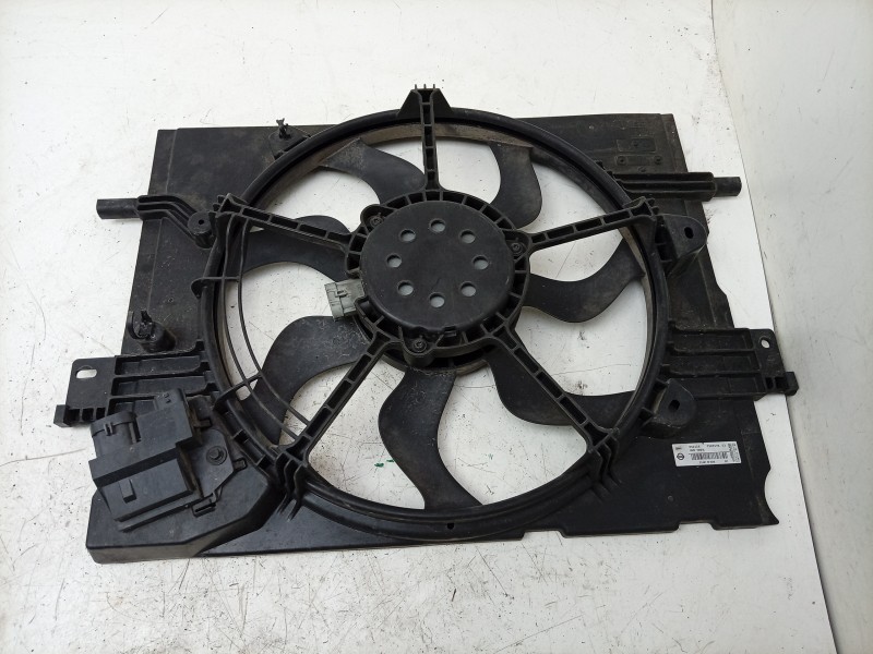 Recambio de electroventilador para nissan micra v (k14) 0.9 ig-t referencia OEM IAM FS2156 214815FA0B 