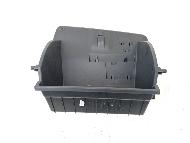 Recambio de guantera para nissan micra v (k14) 0.9 ig-t referencia OEM IAM 685105FA1A 685105FA1A 