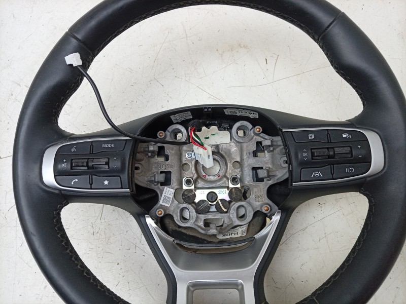 Recambio de volante para kia sportage v (nq5) 1.6 t-gdi referencia OEM IAM 56100P1AF0HB2 56100P1AF0HB2 