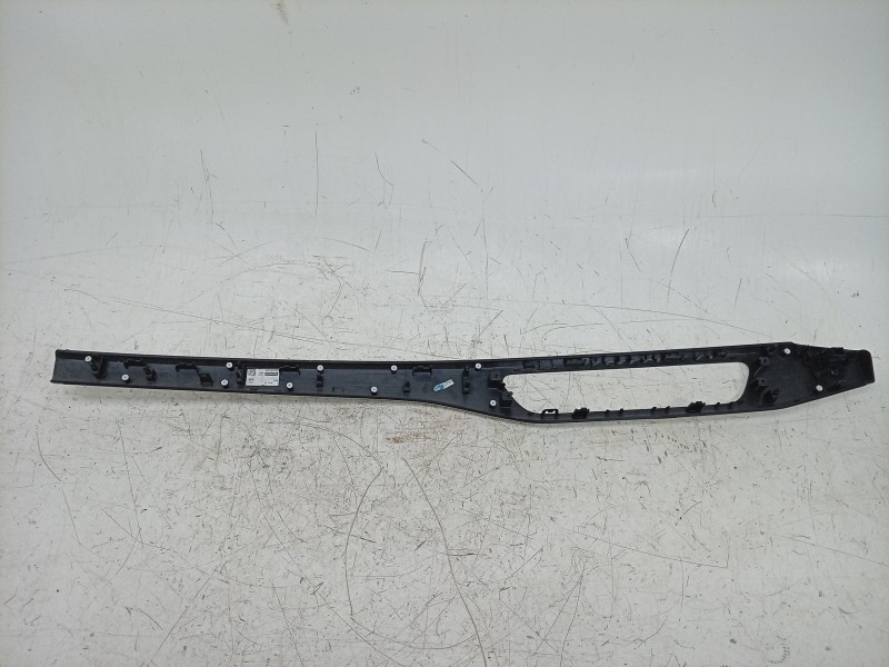 Recambio de moldura para audi a4 b9 (8w2, 8wc) 40 tfsi mild hybrid referencia OEM IAM  8W1853190 
