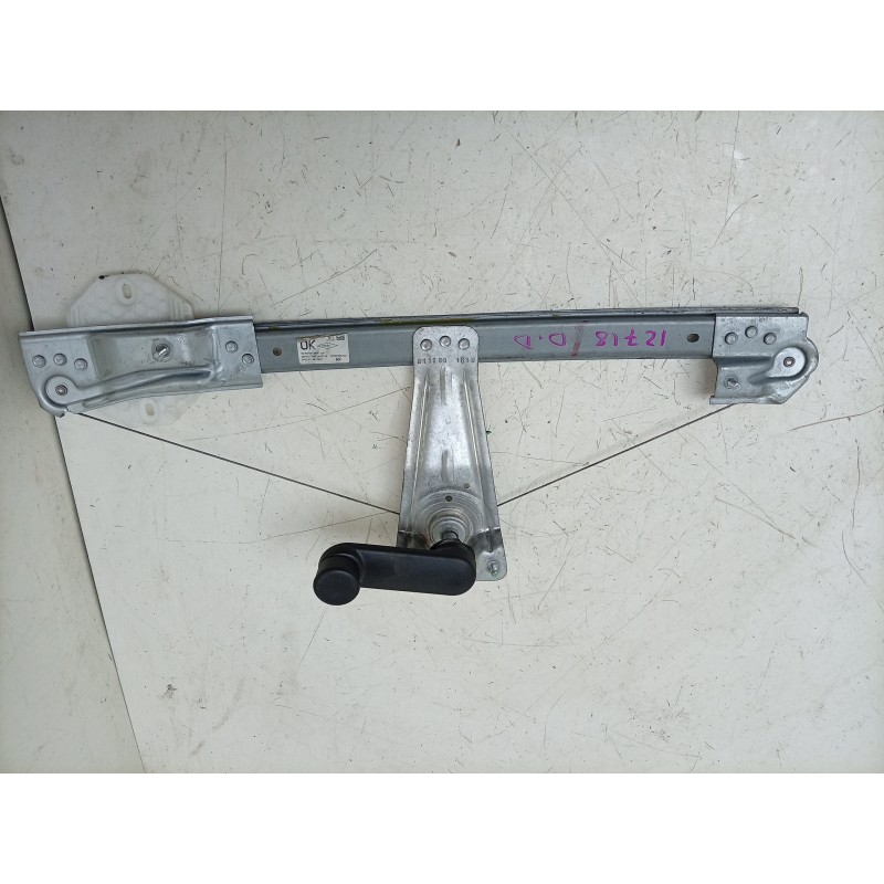 Recambio de elevalunas delantero derecho para dacia sandero ii (b8_) 1.0 sce 75 (b8jc, b8jd) referencia OEM IAM  807201999R 