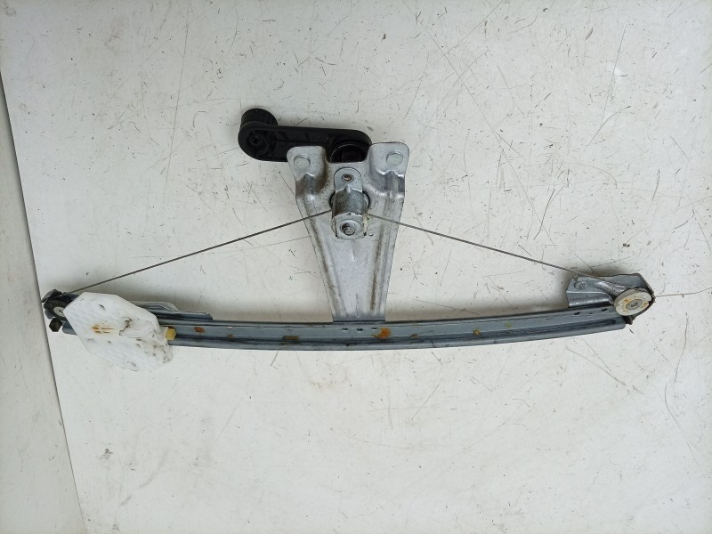 Recambio de elevalunas delantero derecho para dacia sandero ii (b8_) 1.0 sce 75 (b8jc, b8jd) referencia OEM IAM  807201999R 