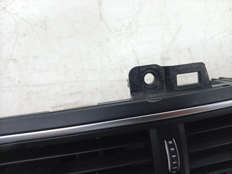Recambio de aireador central para audi a4 b9 (8w2, 8wc) 40 tfsi mild hybrid referencia OEM IAM  8W1820902 