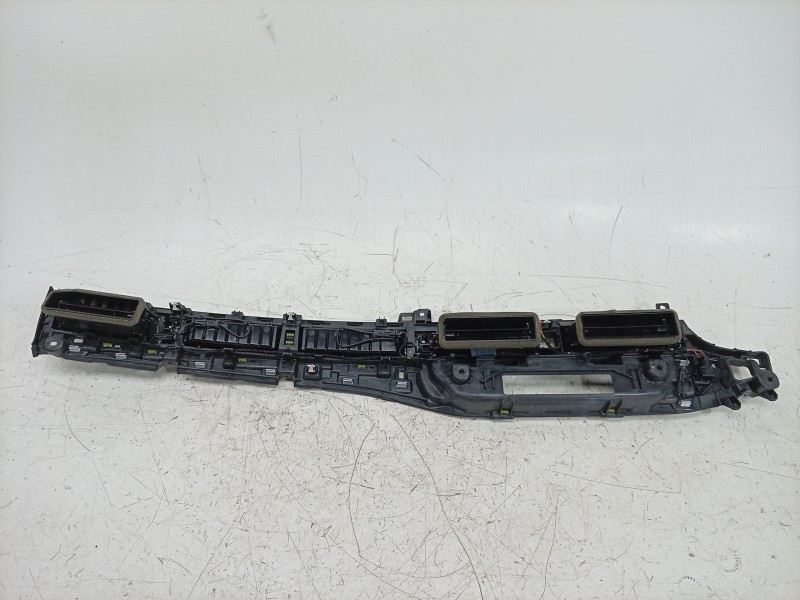 Recambio de aireador central para audi a4 b9 (8w2, 8wc) 40 tfsi mild hybrid referencia OEM IAM  8W1820902 