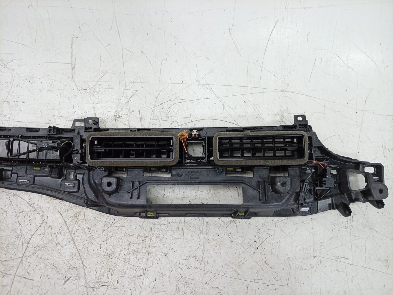 Recambio de aireador central para audi a4 b9 (8w2, 8wc) 40 tfsi mild hybrid referencia OEM IAM  8W1820902 
