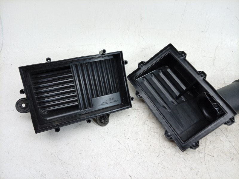 Recambio de caja filtro aire para volkswagen golf viii (cd1, da1) 1.0 tsi referencia OEM IAM  5Q0129601 