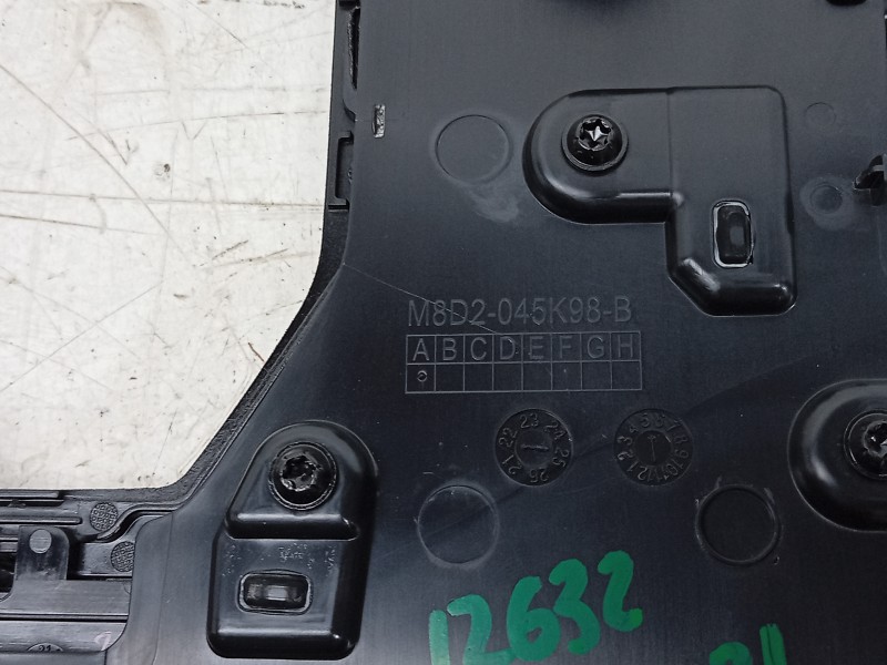 Recambio de moldura para land rover range rover evoque (l551) 2.0 d165 referencia OEM IAM  M8D2045K98B 