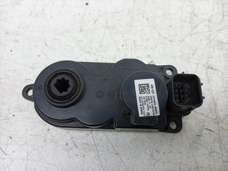 Recambio de motor apertura trampilla para kia sportage v (nq5) 1.6 t-gdi referencia OEM IAM  R286969300 