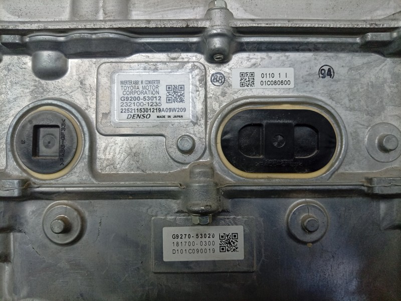 Recambio de inversor para lexus is iii (_e3_) 300h (ave30_) referencia OEM IAM 2321001235 G927053020 