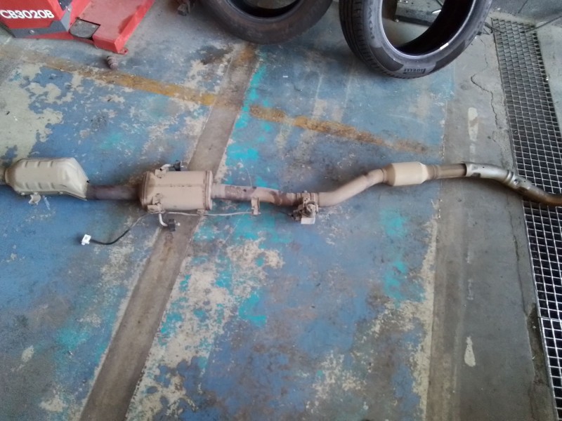 Recambio de catalizador para mazda cx-5 evolution 2wd referencia OEM IAM  PYH72050X 