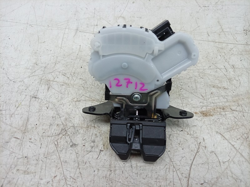 Recambio de cerradura maletero / porton para mazda 2 hatchback (dl, dj) 1.5 skyactiv-g referencia OEM IAM  DM0P62310 
