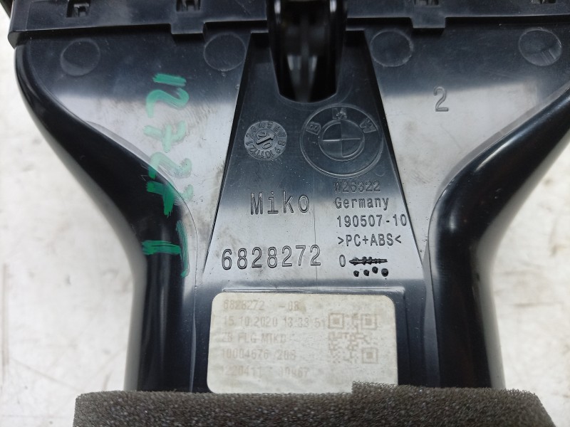Recambio de rejilla aireadora para bmw 1 (f40) 118 d referencia OEM IAM  6828272 