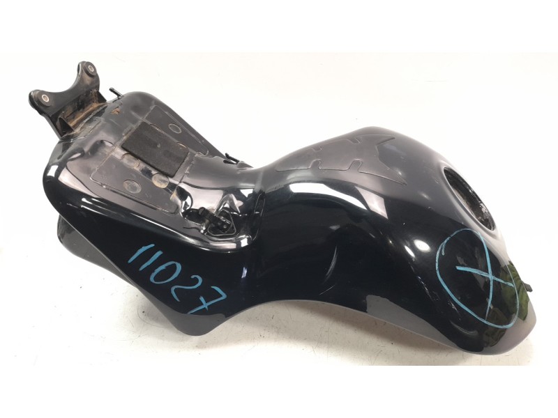 Recambio de deposito combustible para kawasaki zzr 1400 referencia OEM IAM 51084544119A  
