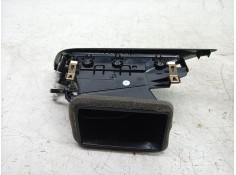 Recambio de aireador izquierdo para bmw 1 (f40) 118 d referencia OEM IAM  6823189  2