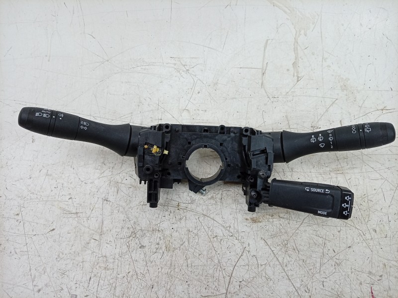 Recambio de mando multifuncion para renault captur ii (hf_) tce 90 (hfm6) referencia OEM IAM  255670343R 