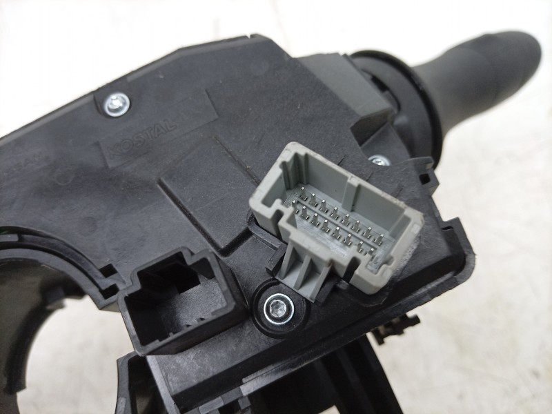 Recambio de mando multifuncion para renault captur ii (hf_) tce 90 (hfm6) referencia OEM IAM  255670343R 