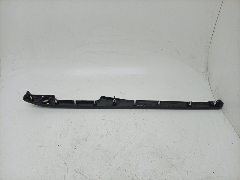 Recambio de moldura para mazda cx-5 evolution 2wd referencia OEM IAM  KB8C553112017 