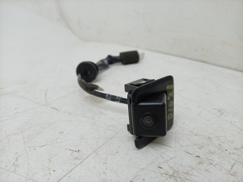 Recambio de camara vision trasera para mazda cx-5 evolution 2wd referencia OEM IAM  KB9G67RC0 