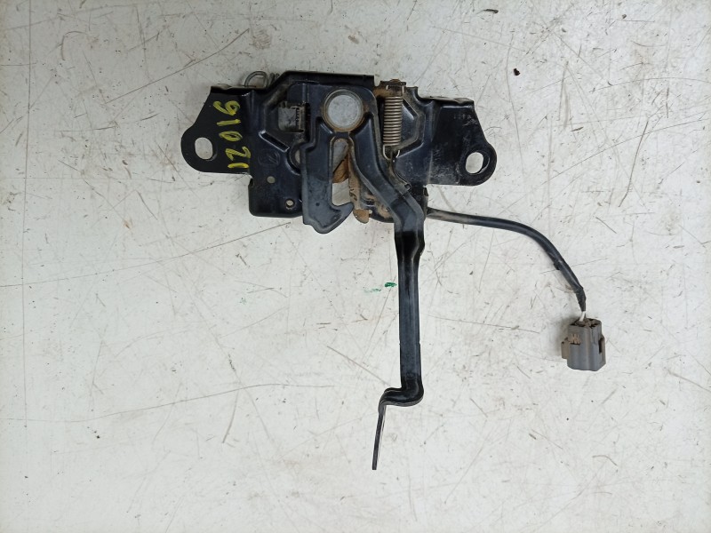 Recambio de cerradura capo para mazda cx-5 evolution 2wd referencia OEM IAM KB7W56620A KB7W56620A 