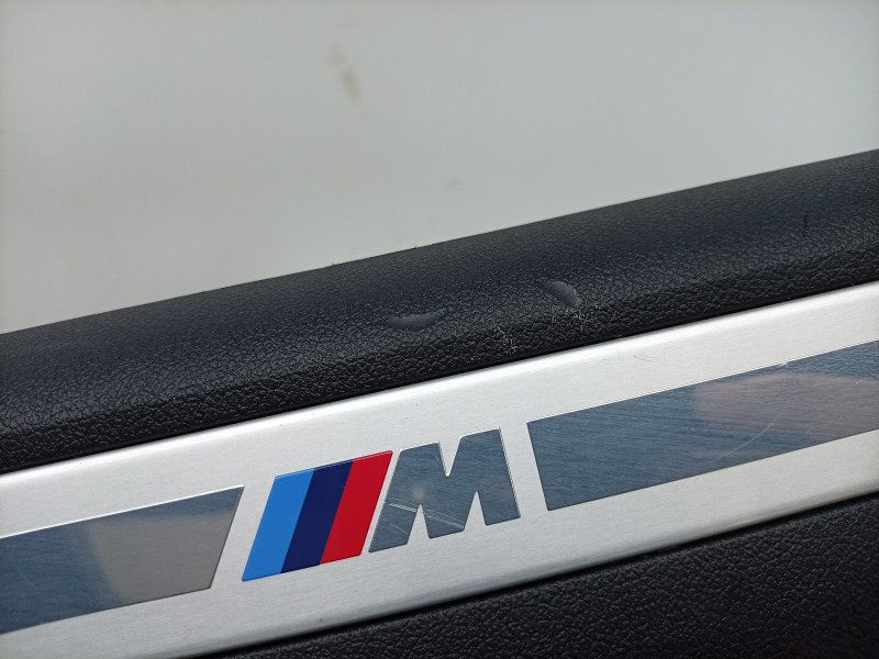 Recambio de moldura para bmw 1 (f40) 118 d referencia OEM IAM  51477469183 