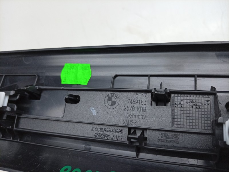 Recambio de moldura para bmw 1 (f40) 118 d referencia OEM IAM  51477469183 