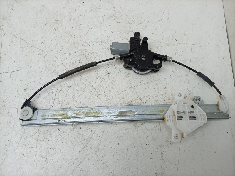 Recambio de elevalunas delantero derecho para mazda cx-5 evolution 2wd referencia OEM IAM  KB7W58590 SEF320A48MZ