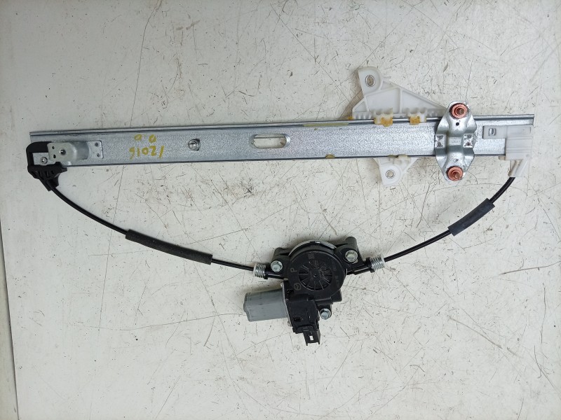 Recambio de elevalunas delantero derecho para mazda cx-5 evolution 2wd referencia OEM IAM  KB7W58590 SEF320A48MZ