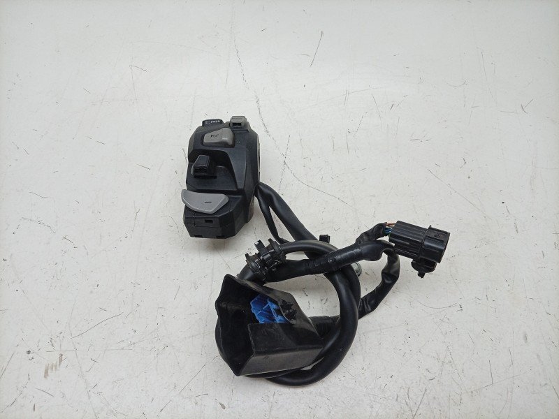 Recambio de piña luces izquierda para honda nc nc 750 x (rh09) referencia OEM IAM  35200MKWD02 