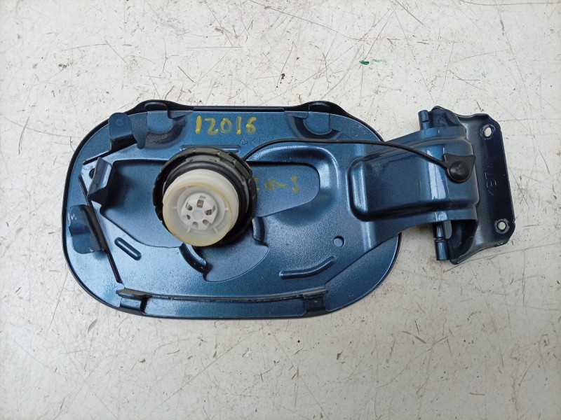 Recambio de tapa exterior combustible para mazda cx-5 evolution 2wd referencia OEM IAM  KB7W42410 