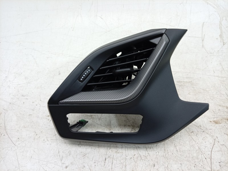 Recambio de aireador izquierdo para bmw 1 (f40) 118 d referencia OEM IAM  6823188AI13 