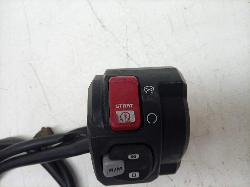 Recambio de piña luces derecha para honda nc nc 750 x (rh09) referencia OEM IAM  35135MKWD02 