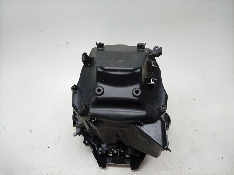 Recambio de portaequipajes para honda nc nc 750 x (rh09) referencia OEM IAM  64800MKWD00 
