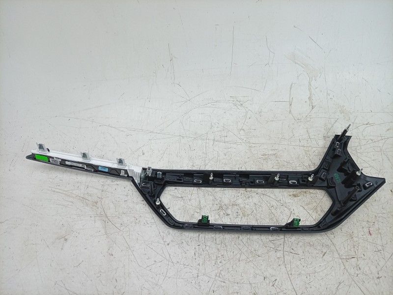 Recambio de moldura para bmw 1 (f40) 118 d referencia OEM IAM  51456823310 