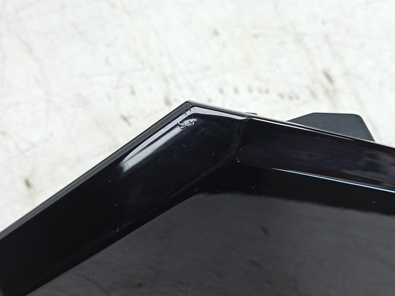 Recambio de moldura para bmw 1 (f40) 118 d referencia OEM IAM  23378710 