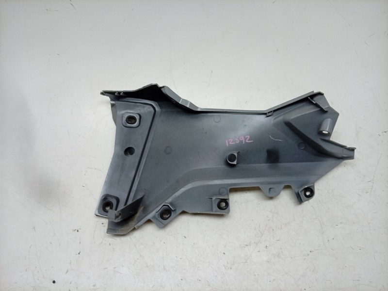 Recambio de carenado delantero derecho para honda nc nc 750 x (rh09) referencia OEM IAM  83521MKWD00 