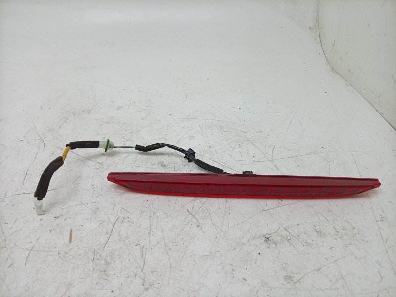 Recambio de luz central de freno para mazda cx-5 evolution 2wd referencia OEM IAM K12351580 K12351580 