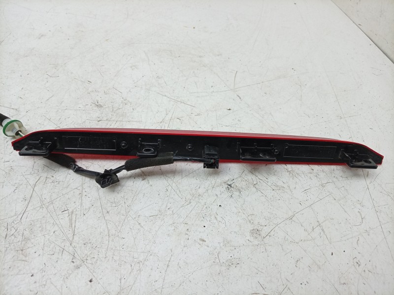 Recambio de luz central de freno para mazda cx-5 evolution 2wd referencia OEM IAM K12351580 K12351580 