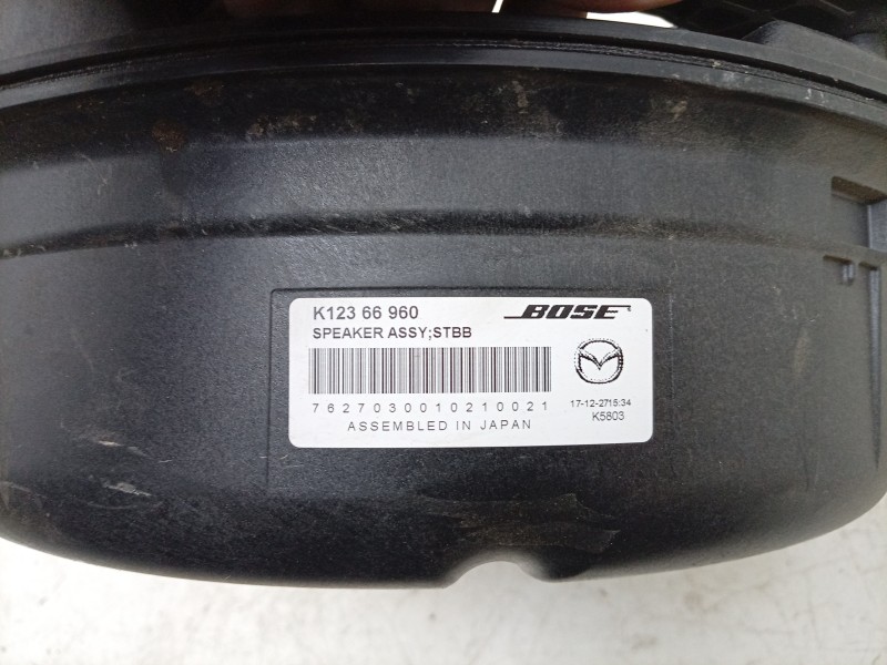 Recambio de subwoofer para mazda cx-5 evolution 2wd referencia OEM IAM  K12366960 