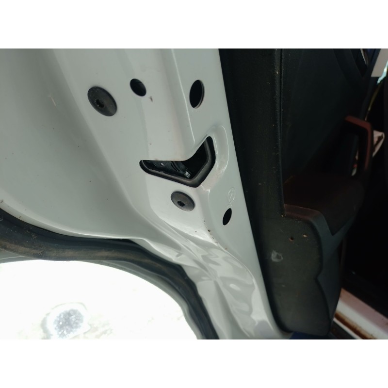 Recambio de cerradura puerta trasera izquierda para volkswagen t-roc (a11, d11) 1.0 tsi referencia OEM IAM   