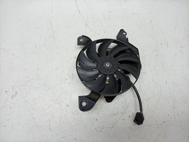 Recambio de electroventilador para honda nc nc 750 x (rh09) referencia OEM IAM  19080MKWD01 