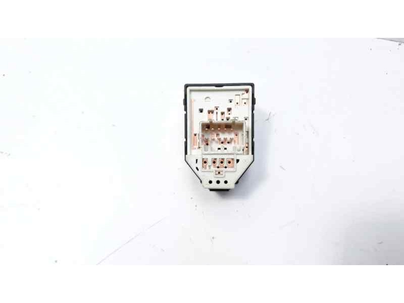 Recambio de mando retrovisor para kia sportage drive 4x2 referencia OEM IAM 935733W100WK  