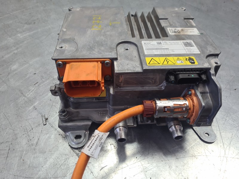 Recambio de inverter / converter para mercedes-benz eqa (h243) eqa 250+ (243.702) referencia OEM IAM  A0009002650 