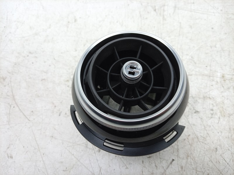 Recambio de aireador izquierdo para mg zs suv (azs1) 1.5 vti referencia OEM IAM  10262724 