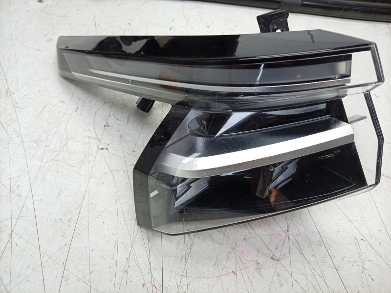 Recambio de piloto trasero izquierdo para nissan qashqai iii (j12) 1.5 vc-t referencia OEM IAM  26555HN25A 